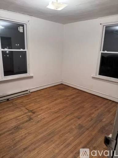 Main picture of 300 E 4th St