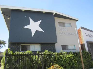 Main picture of 5614 W Adams Blvd