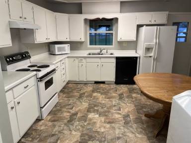 Main picture of 463 W Mark St