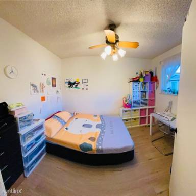 Main picture of 239 N Temple Dr