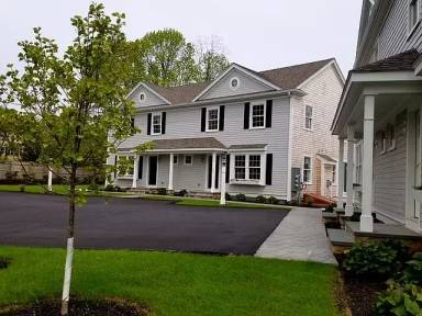 Main picture of 4 Central Ave