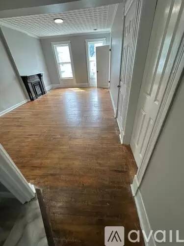 Main picture of 684 2nd Ave