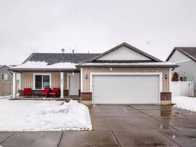 Main picture of 863 N 480 W
