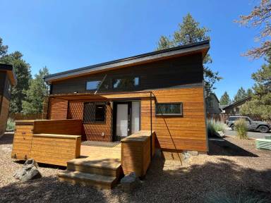 Main picture of 61304 SE Wizard Ln