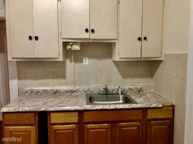 Main picture of 233 Weequahic Ave