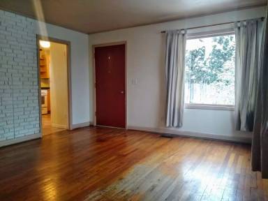 Main picture of 665 E Jewett Blvd