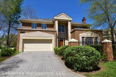 Main picture of 10023 Chartwell Manor Ct