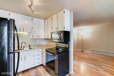 Main picture of 1209 W Plum St