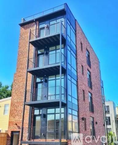 Main picture of 1537 Gales St NE