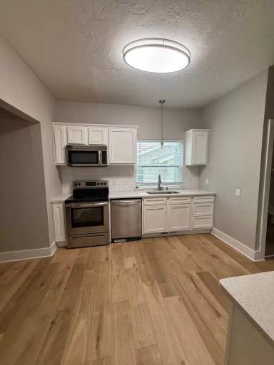 Main picture of 1200 NW 32nd St