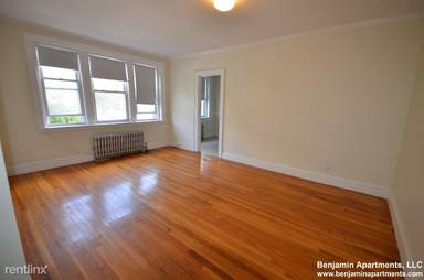 Main picture of 2045 Commonwealth Ave