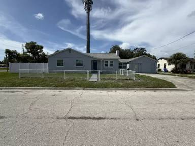 Main picture of 4855 Fairfield Ave S