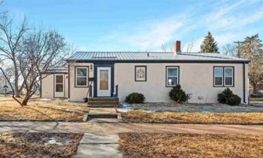 Main picture of 1301 W 15th St
