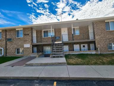Main picture of 3024 Denver St
