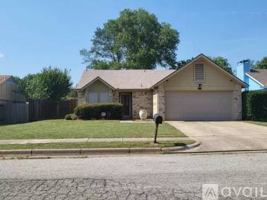 Main picture of 5928 Chisholm Trl
