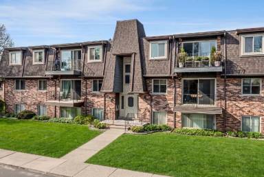 Main picture of 218 Riviera Dr