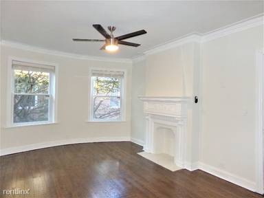 Main picture of 918 Green Bay Rd