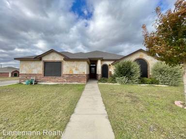 Main picture of 605 Cosper Creek Dr