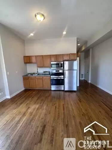 Main picture of 2601 W North Ave