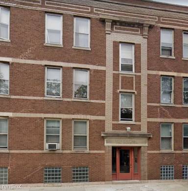 Main picture of 4038 W Dickens Ave