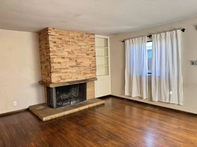 Main picture of 10527 Princess Jeanne Ave NE