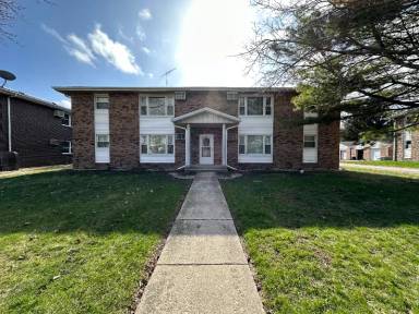 Main picture of 383 Lynn Dr
