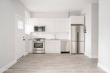 Main picture of 2963 N Lawndale Ave