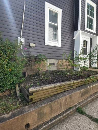 Main picture of 94 Rhodes Ave