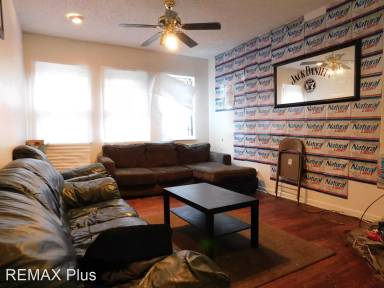 Main picture of 1806 W Diamond St