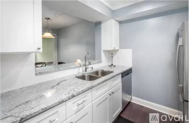 Main picture of 1450 Cliff Ct