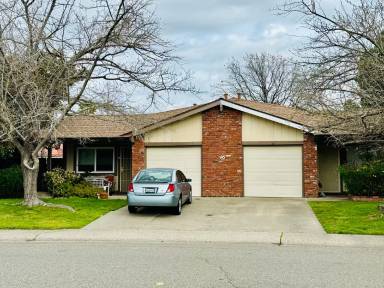 Main picture of 46 Dean Way