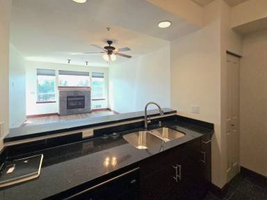 Main picture of Centre Pointe Condominiums