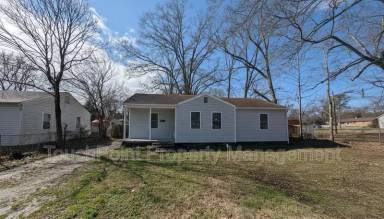 Main picture of 716 Stonewall Ct