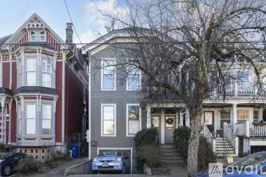 Main picture of 2152 NW Flanders St
