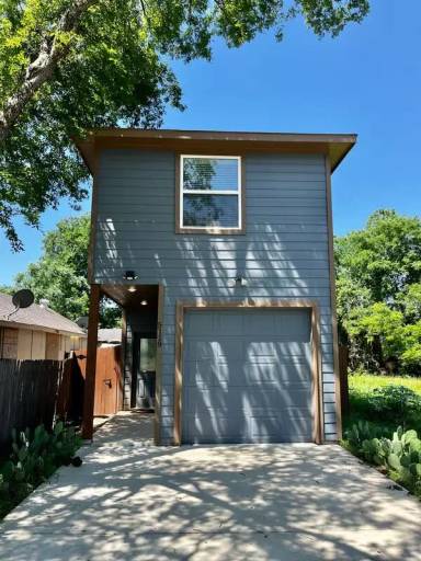 Main picture of 5119 Wynell St