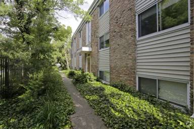 Main picture of Garden Courts Apartments