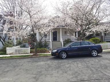 Main picture of 18 W Custis Ave