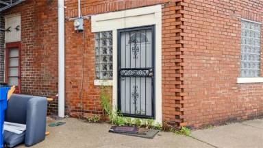 Main picture of 15300 Waterloo Rd