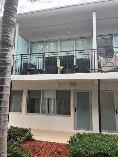 Main picture of 2130 Park Ave