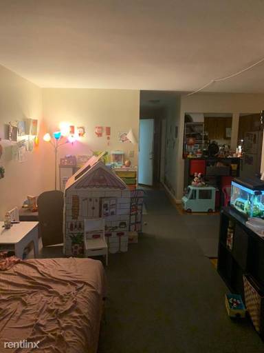 Main picture of 6538 Booth St