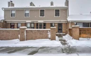 Main picture of 22120 Edgewater