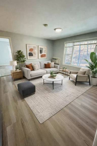 Main picture of 272 Worcester St