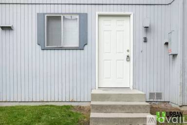 Main picture of 3137 E 29th Ave