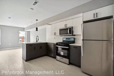 Main picture of 2110 N Franklin St