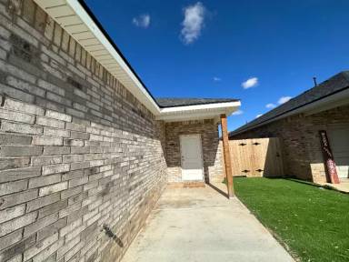 Main picture of 5533 Itasca St