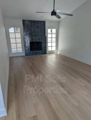 Main picture of 18036 N 45th Ave