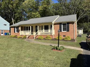 Main picture of 11510 Crofton Ln
