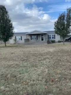 Main picture of 30677 Pickle Ln
