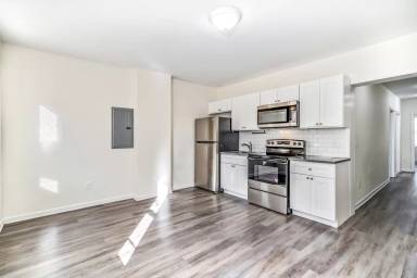 Main picture of 5625 Sprague St