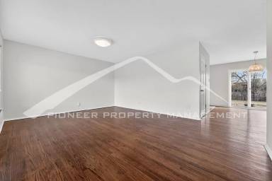 Main picture of 4140 W Floyd Ave